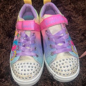 Girls shoes